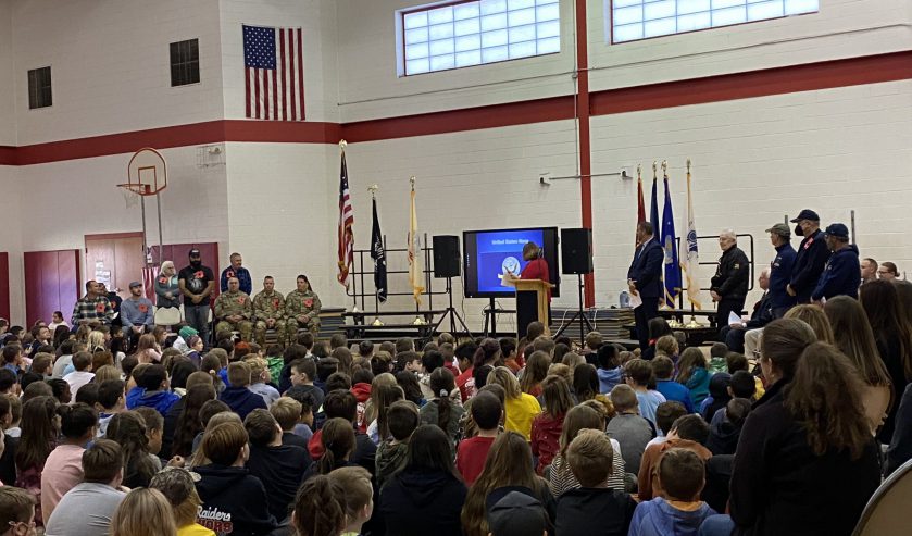 Veterans Day Celebration at the ES!